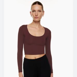 SOLD ARITZIA Babaton brand new with tags attached contour scoop neck